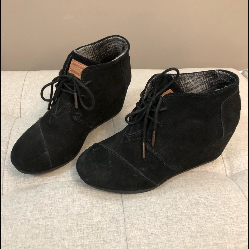 Tom’s Wedge Booties